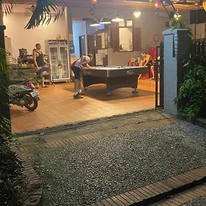 Aurora Backpackers ホステル